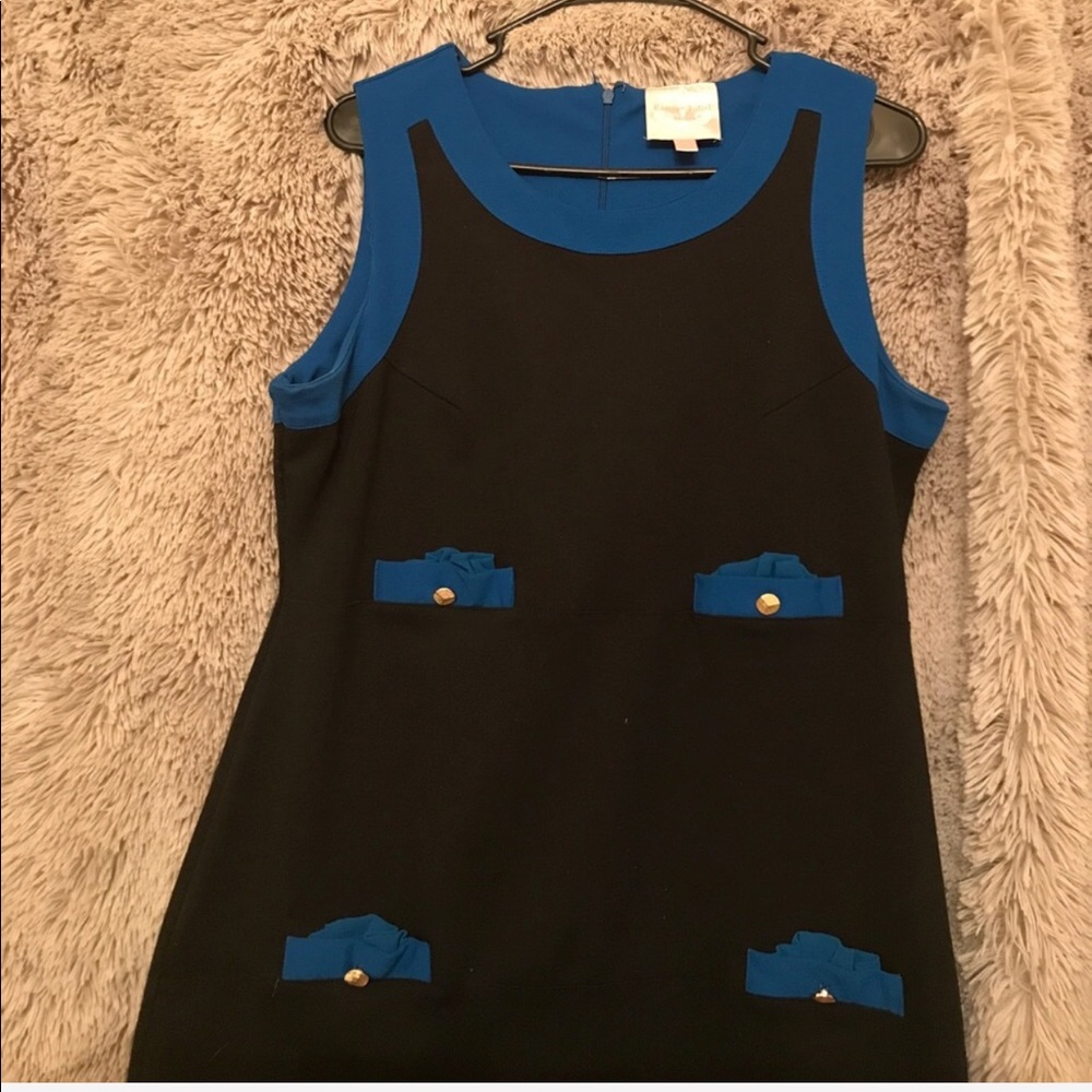 Dress - Picture 2 of 4